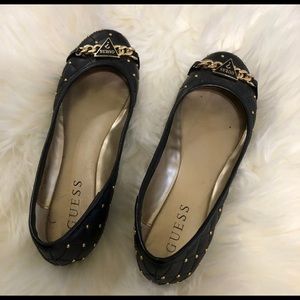 Guess flat shoes